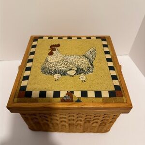 Vintage Warren Kimble Farmhouse Hen And Chicks  Sewing Basket 10.5” X 6.75”